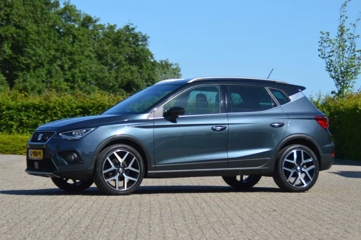 1.0 TSI FR 115 pk Business Intense DSG automaat