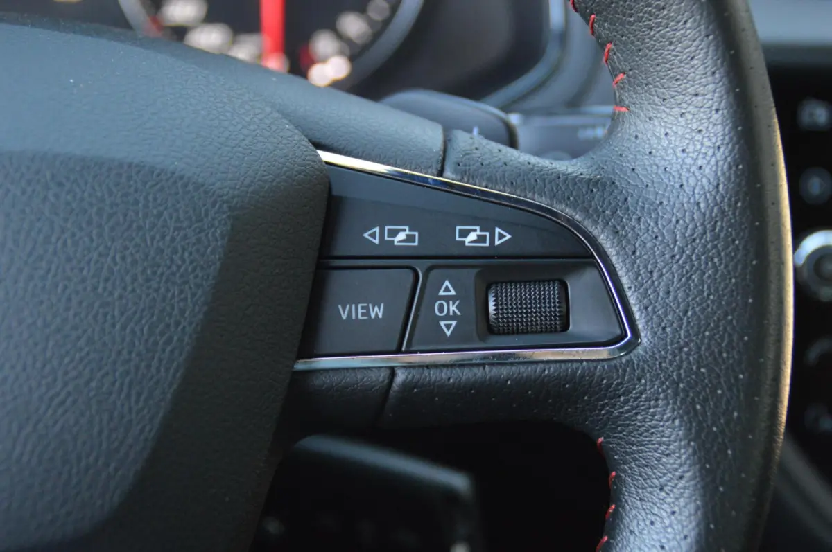 1.0 TSI FR 115 pk Business Intense DSG automaat