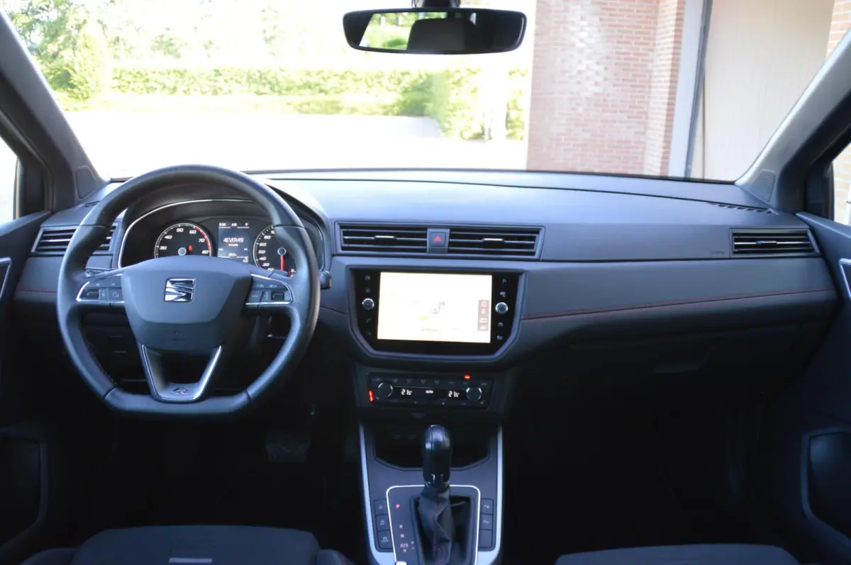 1.0 TSI FR 115 pk Business Intense DSG automaat