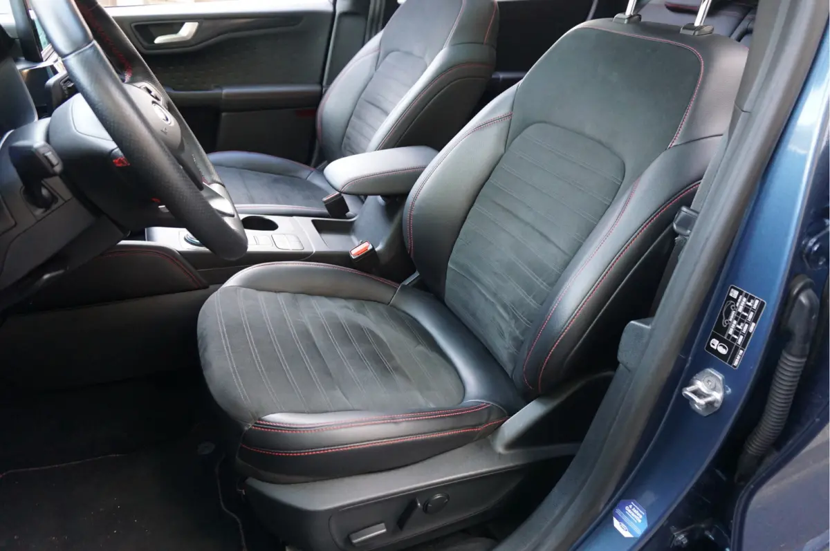 2.5 PHEV Vignale - Camera Voor - Trekhaak.