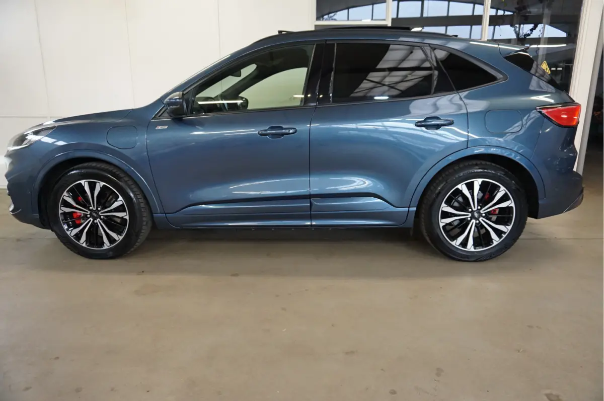 2.5 PHEV Vignale - Camera Voor - Trekhaak.