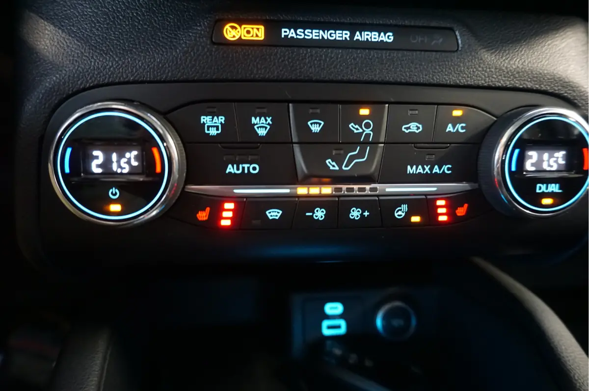 2.5 PHEV Vignale - Camera Voor - Trekhaak.