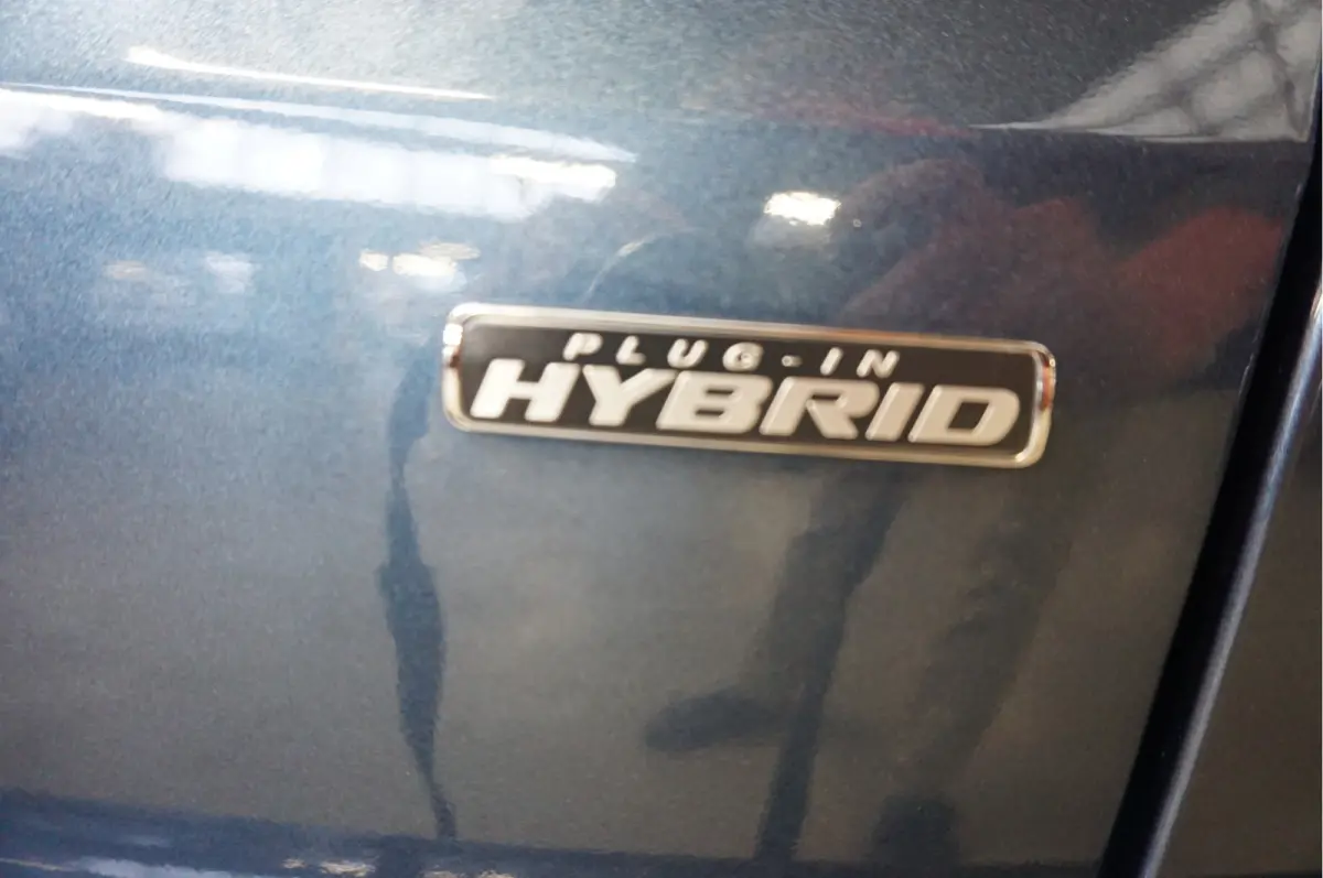 2.5 PHEV Vignale - Camera Voor - Trekhaak.