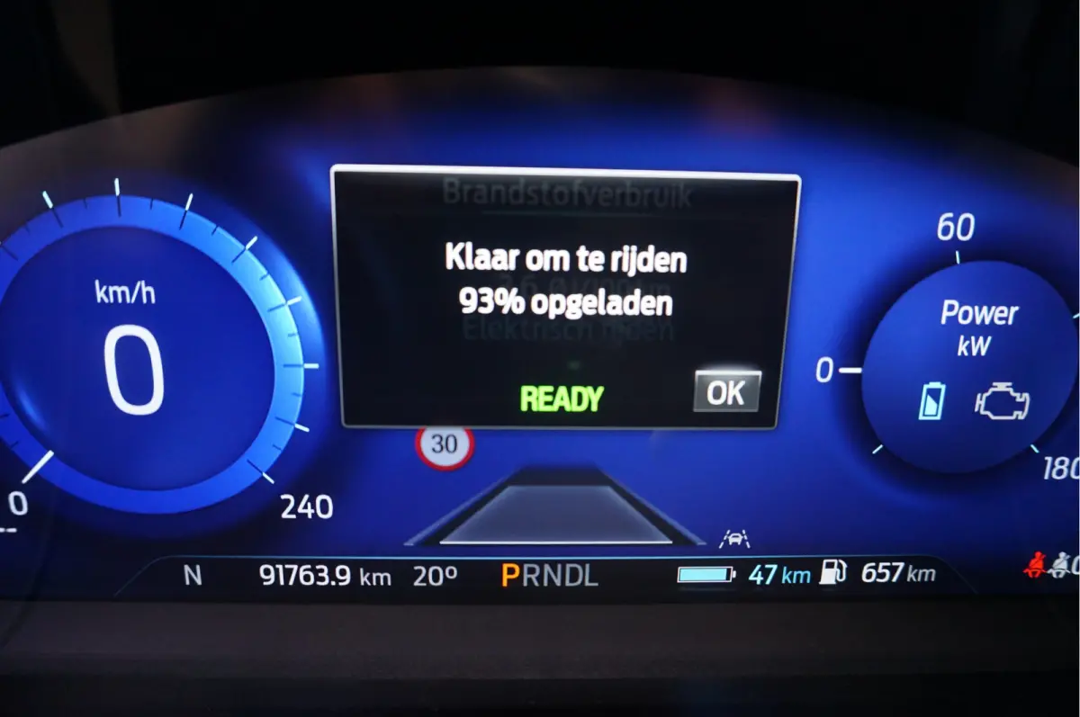 2.5 PHEV Vignale - Camera Voor - Trekhaak.