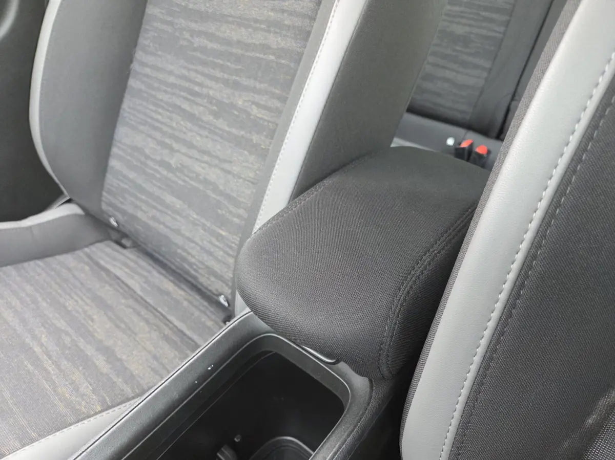 1.2 e-Hybrid Longitude | 2025 | Automaat | Carplay / Cruise / Winterpack