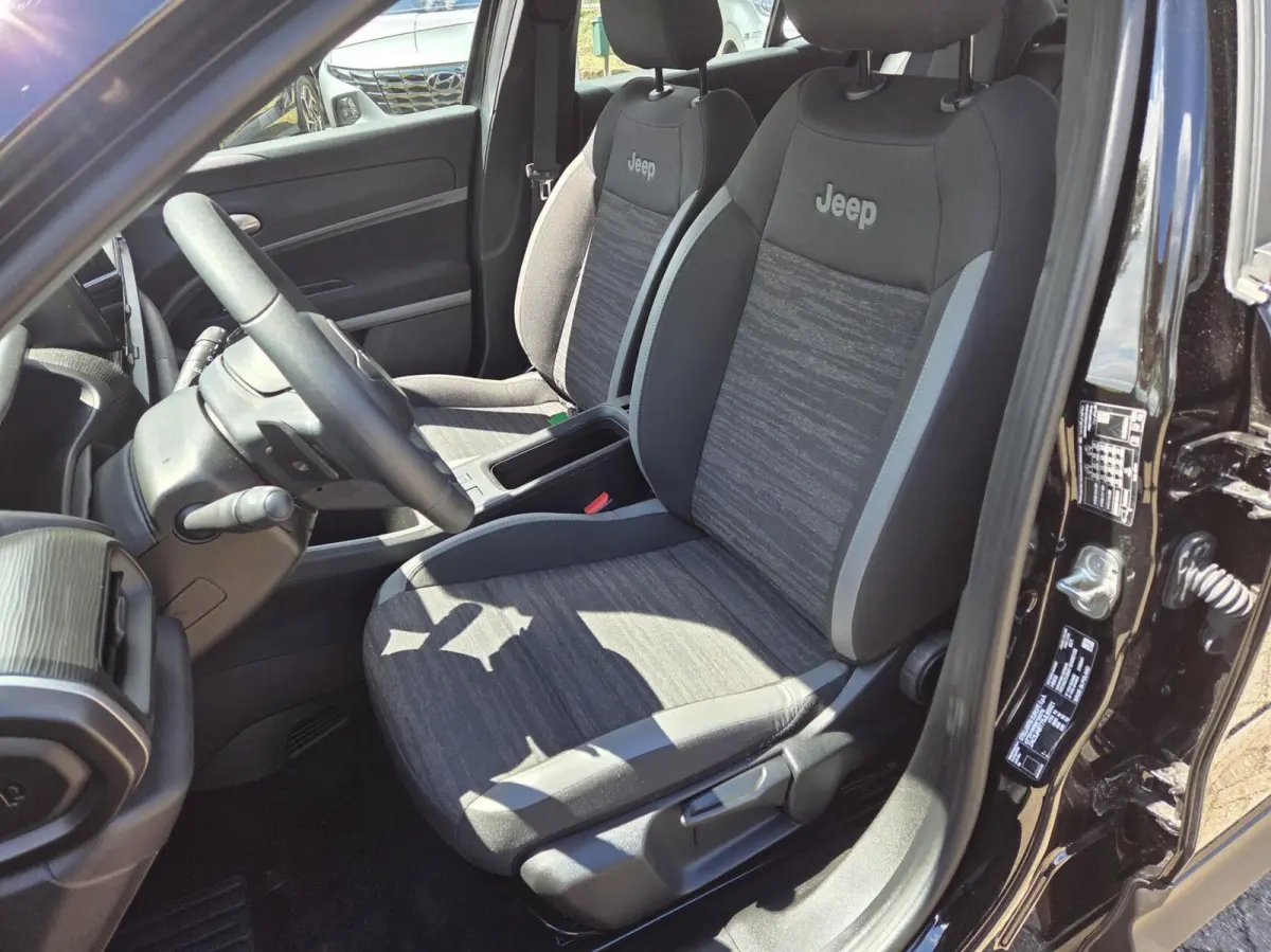 1.2 e-Hybrid Longitude | 2025 | Automaat | Carplay / Cruise / Winterpack