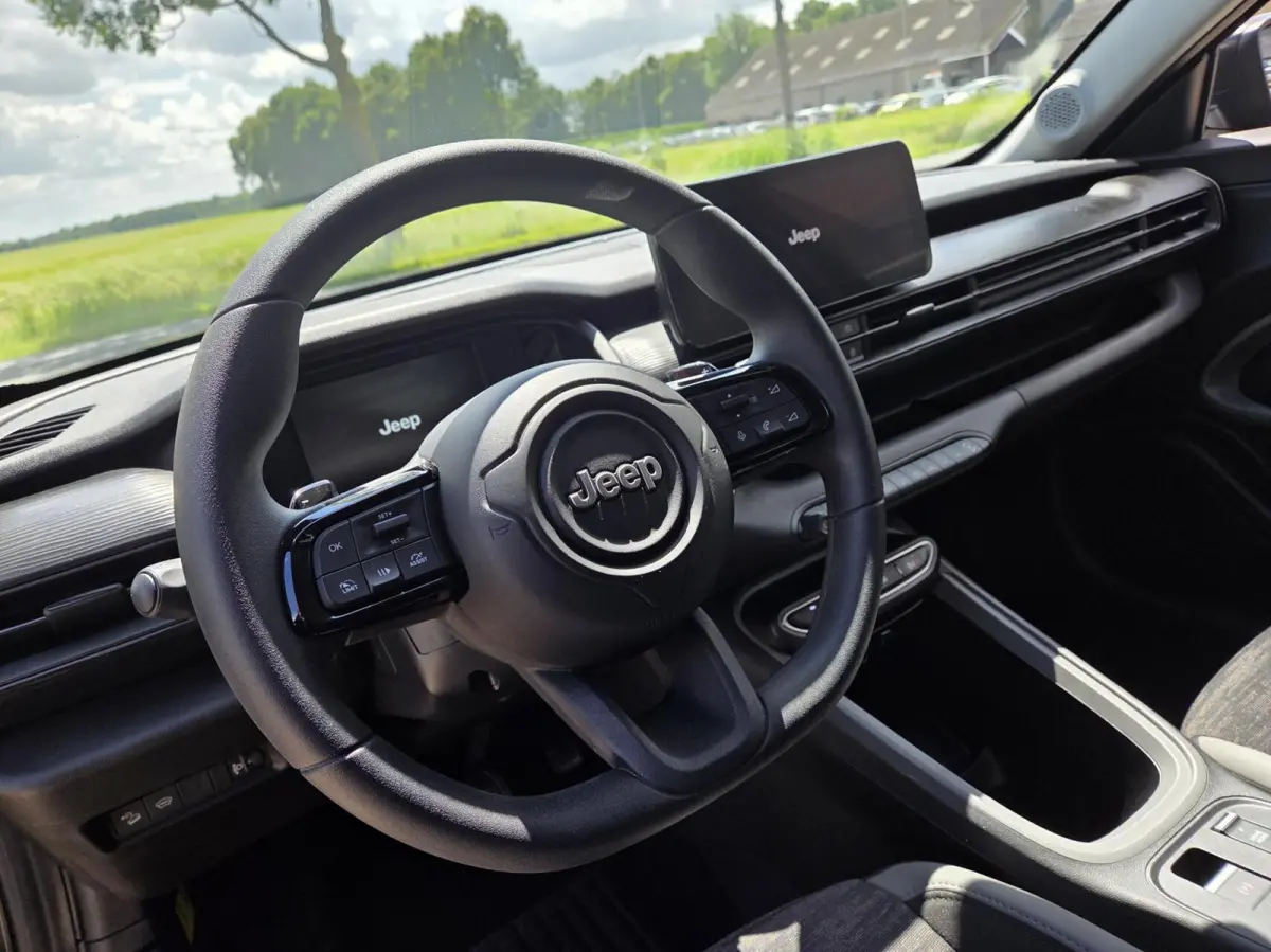 1.2 e-Hybrid Longitude | 2025 | Automaat | Carplay / Cruise / Winterpack
