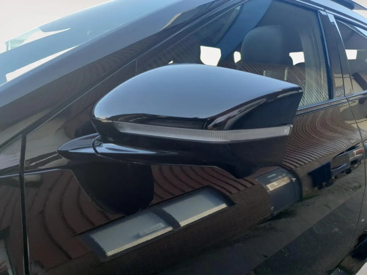 GT-Line AWD 77.4 kWh | Schuifdak | Rondom Camera | Stoel verwarming en ventilatie | Elektrisch bedienbare voorstoelen | Meridian audio