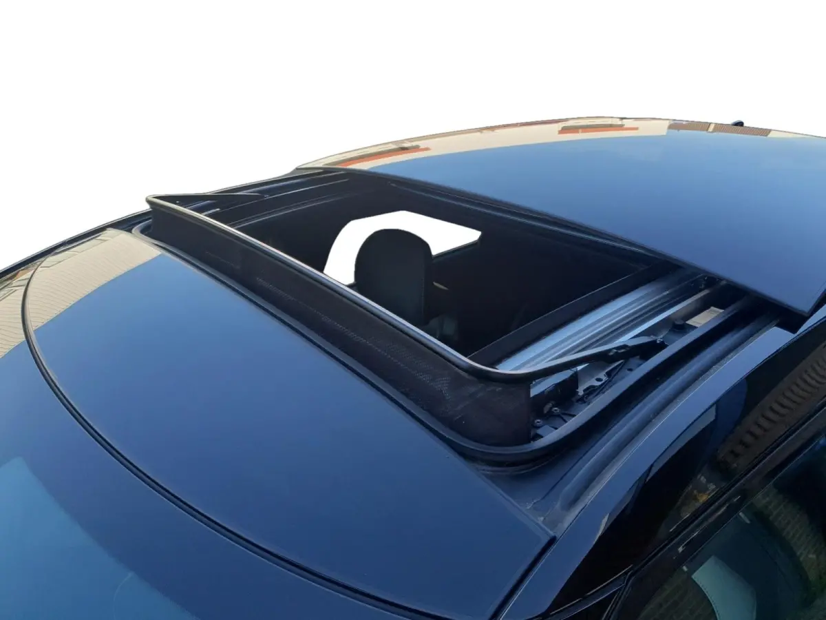 GT-Line AWD 77.4 kWh | Schuifdak | Rondom Camera | Stoel verwarming en ventilatie | Elektrisch bedienbare voorstoelen | Meridian audio