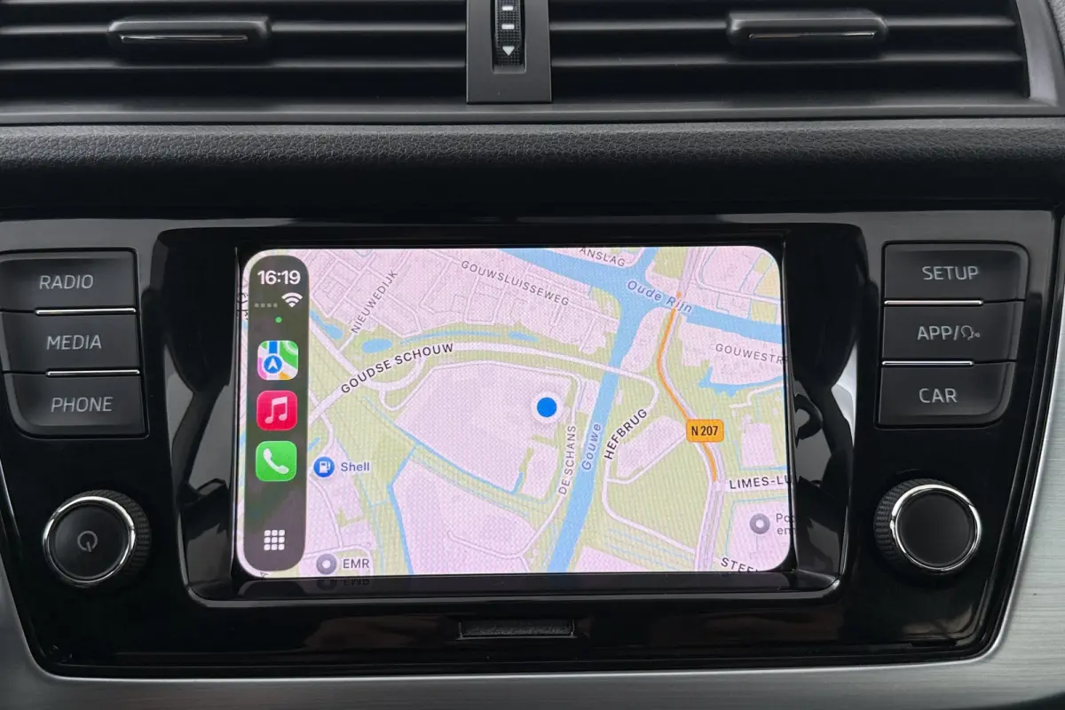 1.0 96 PK TSI Business Carplay Navi Cruise Park.sens LED