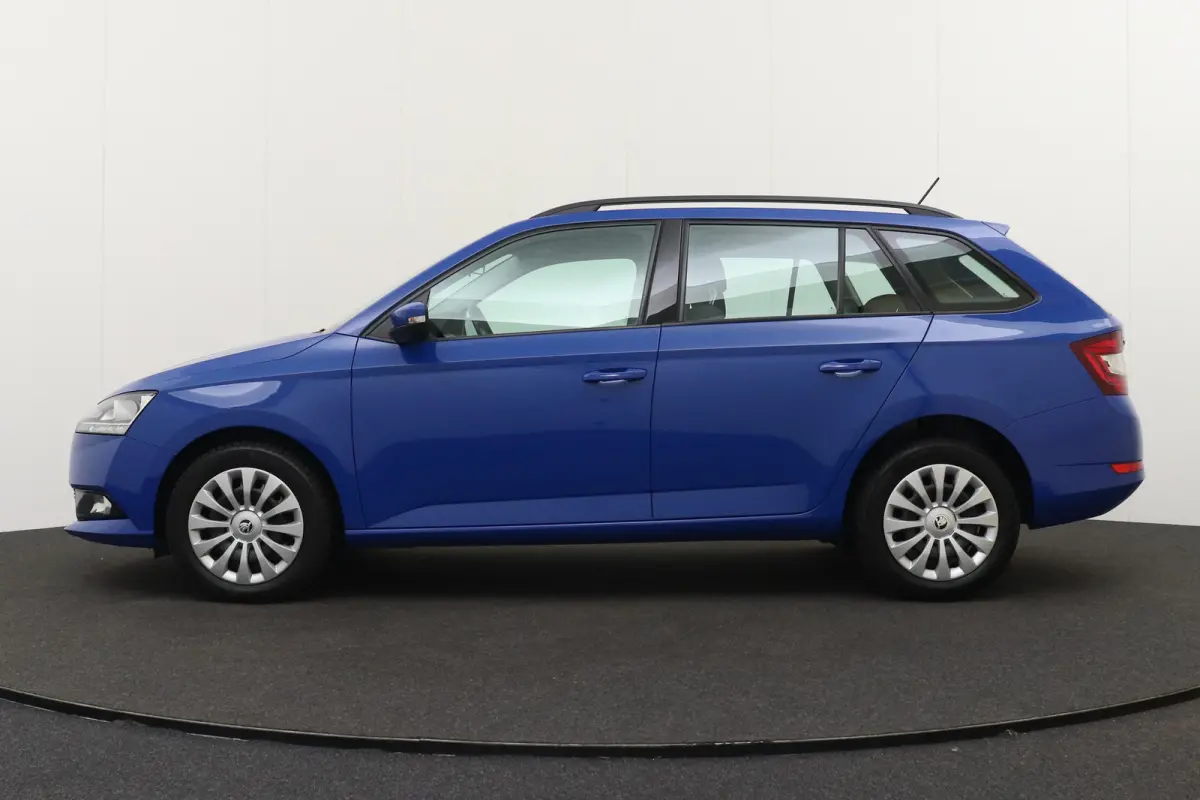 1.0 96 PK TSI Business Carplay Navi Cruise Park.sens LED