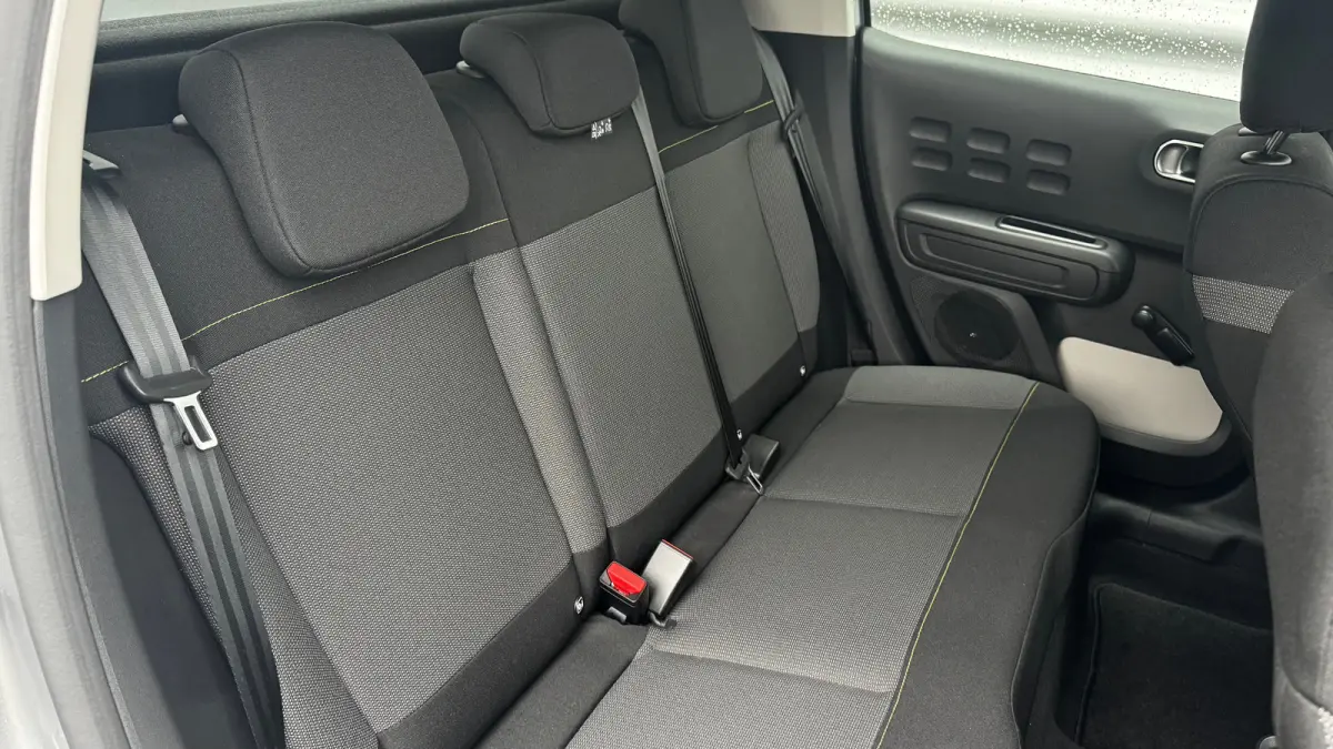 1.2 PURETECH 83PK C-SERIES / NAVI / CLIMA / LED / BLUETOOTH / CRUISECONTROL / 1E EIGENAAR / NIEUWSTAAT !!
