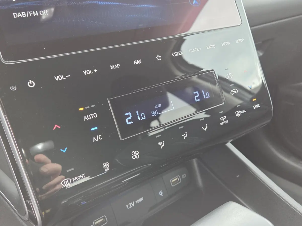 1.6 T-GDI MHEV Comfort Smart | Automaat | Elektr achterklep / Keyless / Adaptive