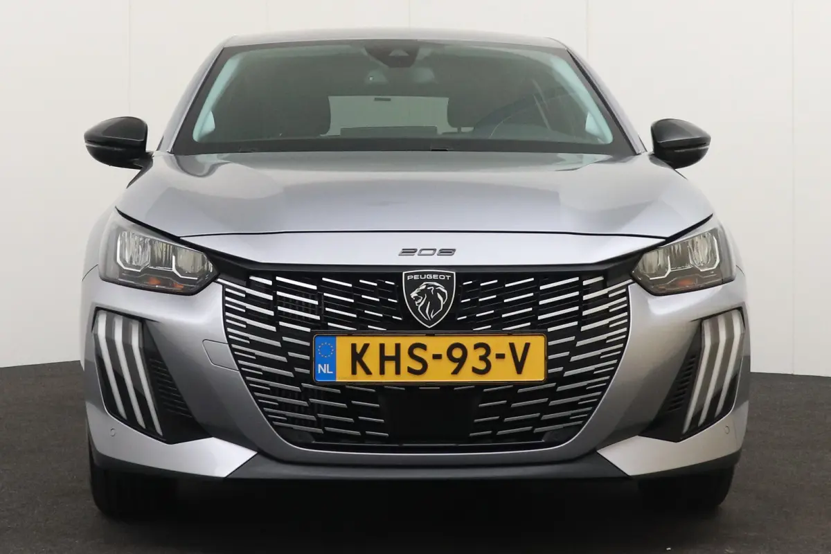 1.2T 101 PK Allure Carplay Navi 16'LMV Privacy glas