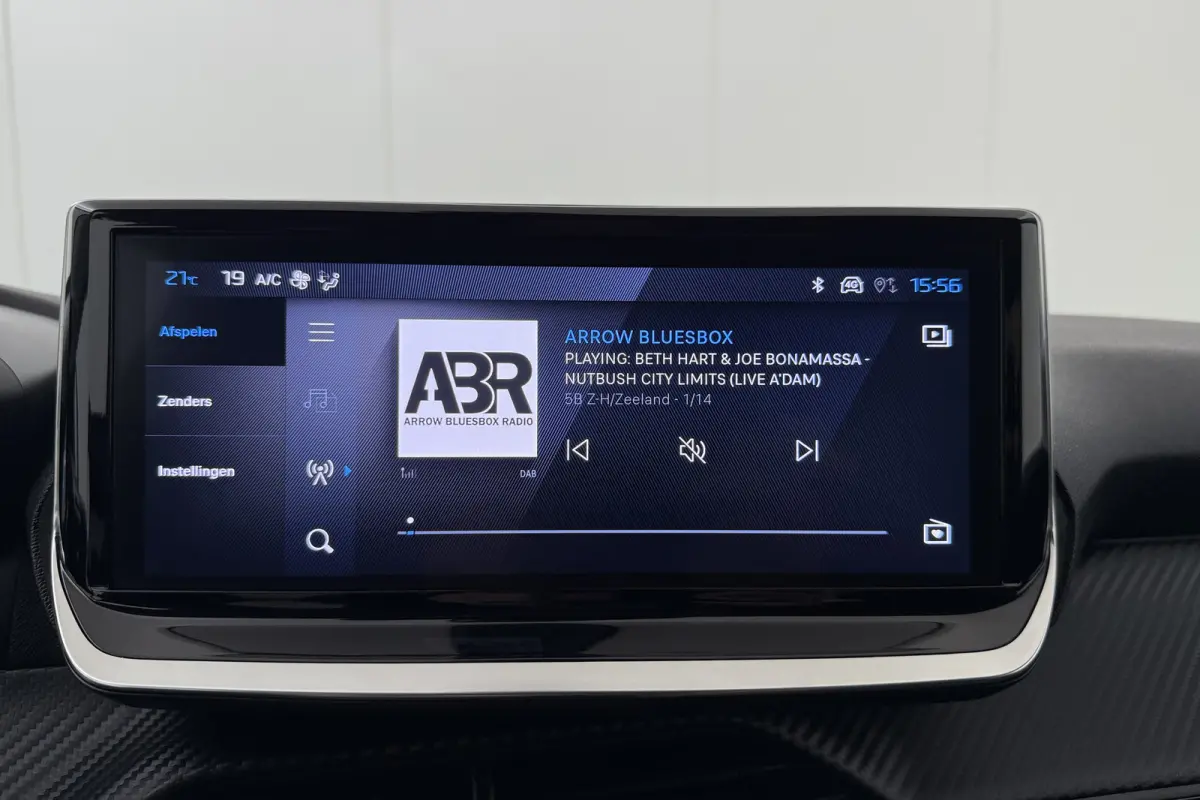 1.2T 101 PK Allure Carplay Navi 16'LMV Privacy glas