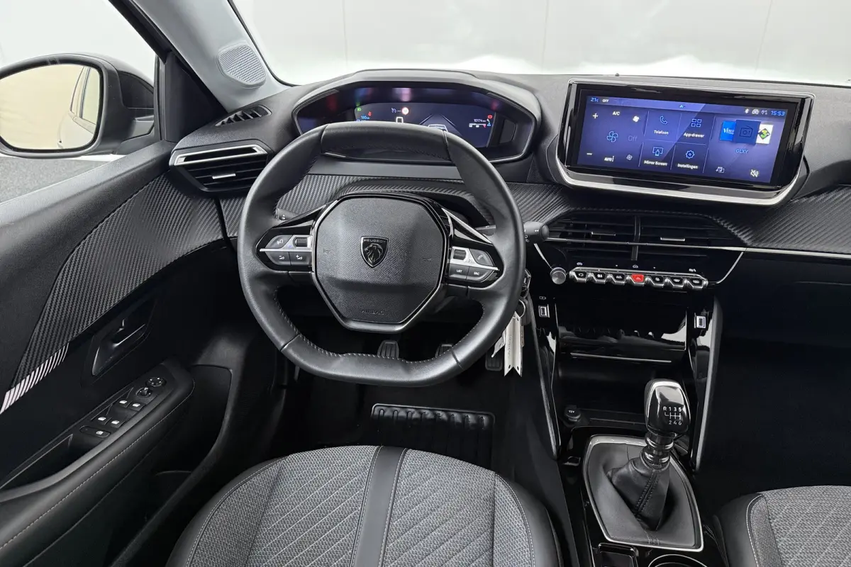1.2T 101 PK Allure Carplay Navi 16'LMV Privacy glas