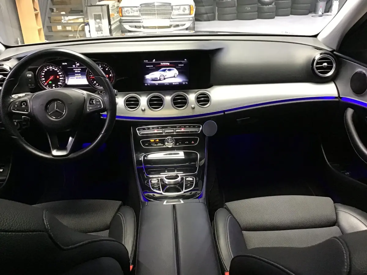 220 d Premium Plus I Camera I Navi I Clima I Cruise I New Banden + Kln Brt I Led I Open Dak I 20INCH