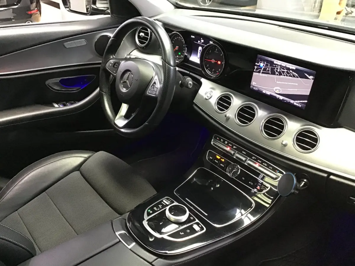 220 d Premium Plus I Camera I Navi I Clima I Cruise I New Banden + Kln Brt I Led I Open Dak I 20INCH