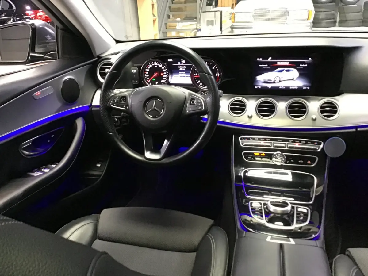 220 d Premium Plus I Camera I Navi I Clima I Cruise I New Banden + Kln Brt I Led I Open Dak I 20INCH