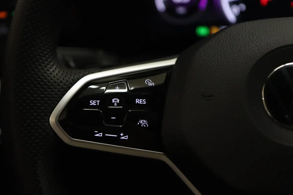 2.0 TSI GTI CLUBSPORT/PANO/HUD/ACC/DCC/NURB/IQ-LIGHT/VOLL