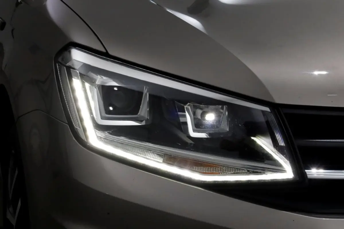 2.0 TDI 102pk L1H1 Exclusive Edition LED/ACC/Navi/2x Schuifdeur 01-2019