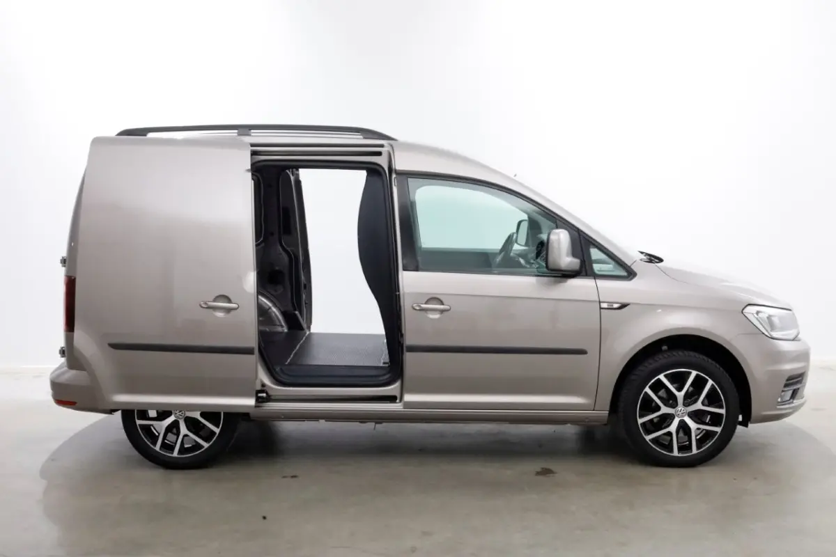 2.0 TDI 102pk L1H1 Exclusive Edition LED/ACC/Navi/2x Schuifdeur 01-2019