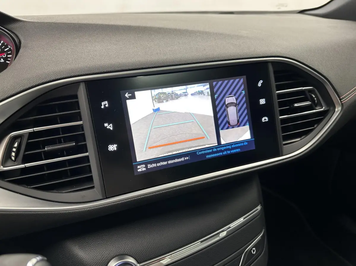 1.2 PureTech GT-Line Avantage PANO CAMERA CARPLAY ECC CRUISE.