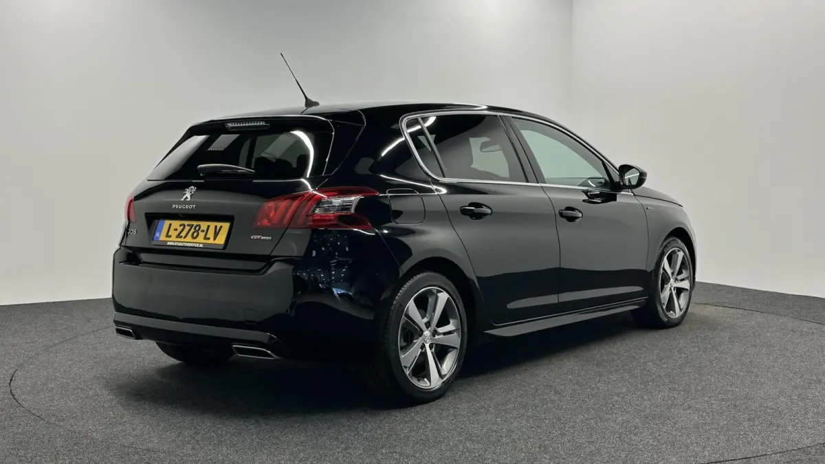 1.2 PureTech GT-Line Avantage PANO CAMERA CARPLAY ECC CRUISE.