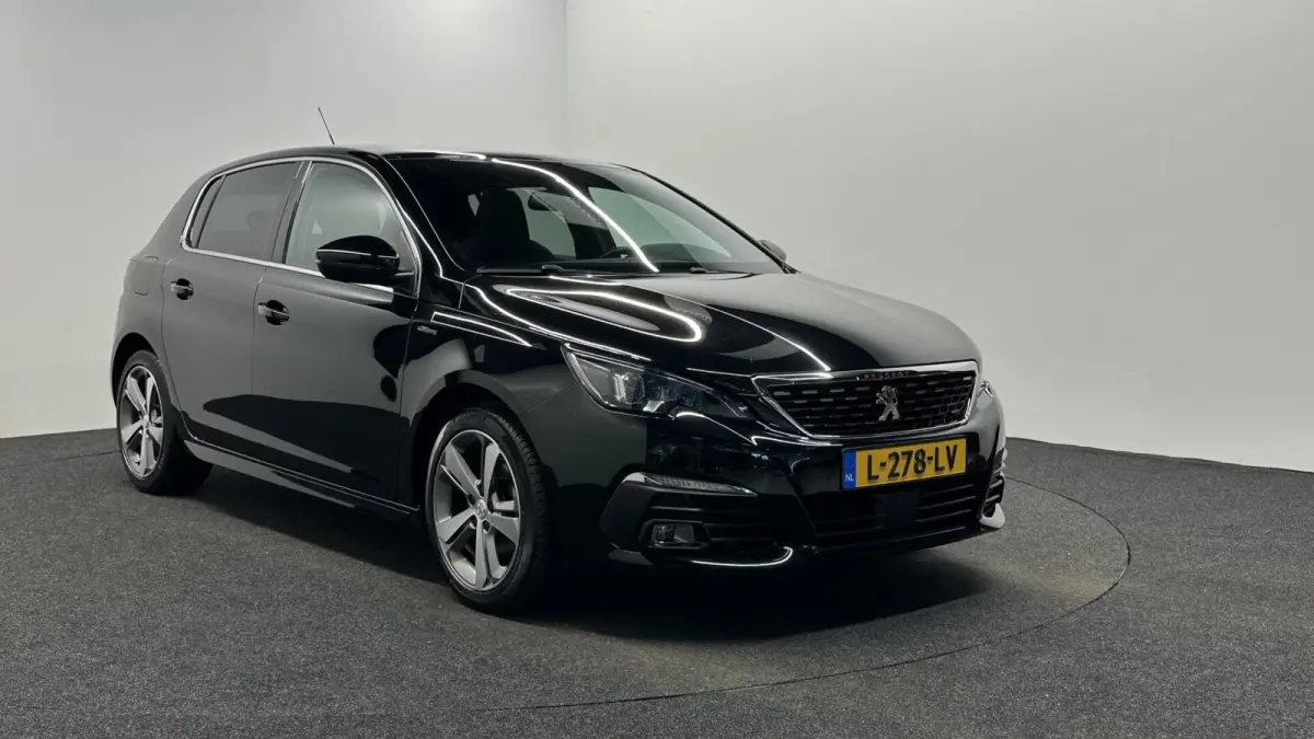 1.2 PureTech GT-Line Avantage PANO CAMERA CARPLAY ECC CRUISE.