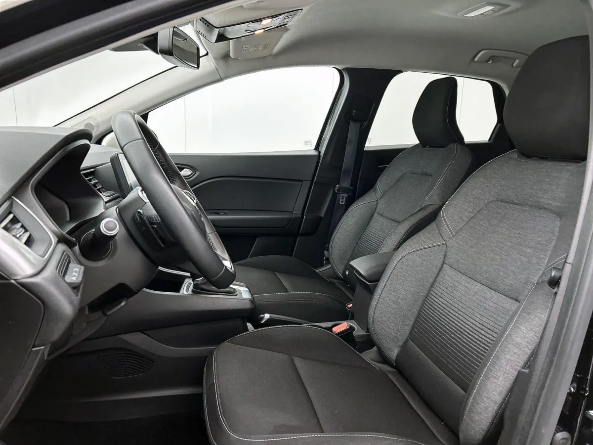 1.3 130pk Intens Automaat | Navigatie | Climate Control | Cruise Control | Parkeersensoren | Keyless Entry/Start | Apple Carplay/Android Auto |