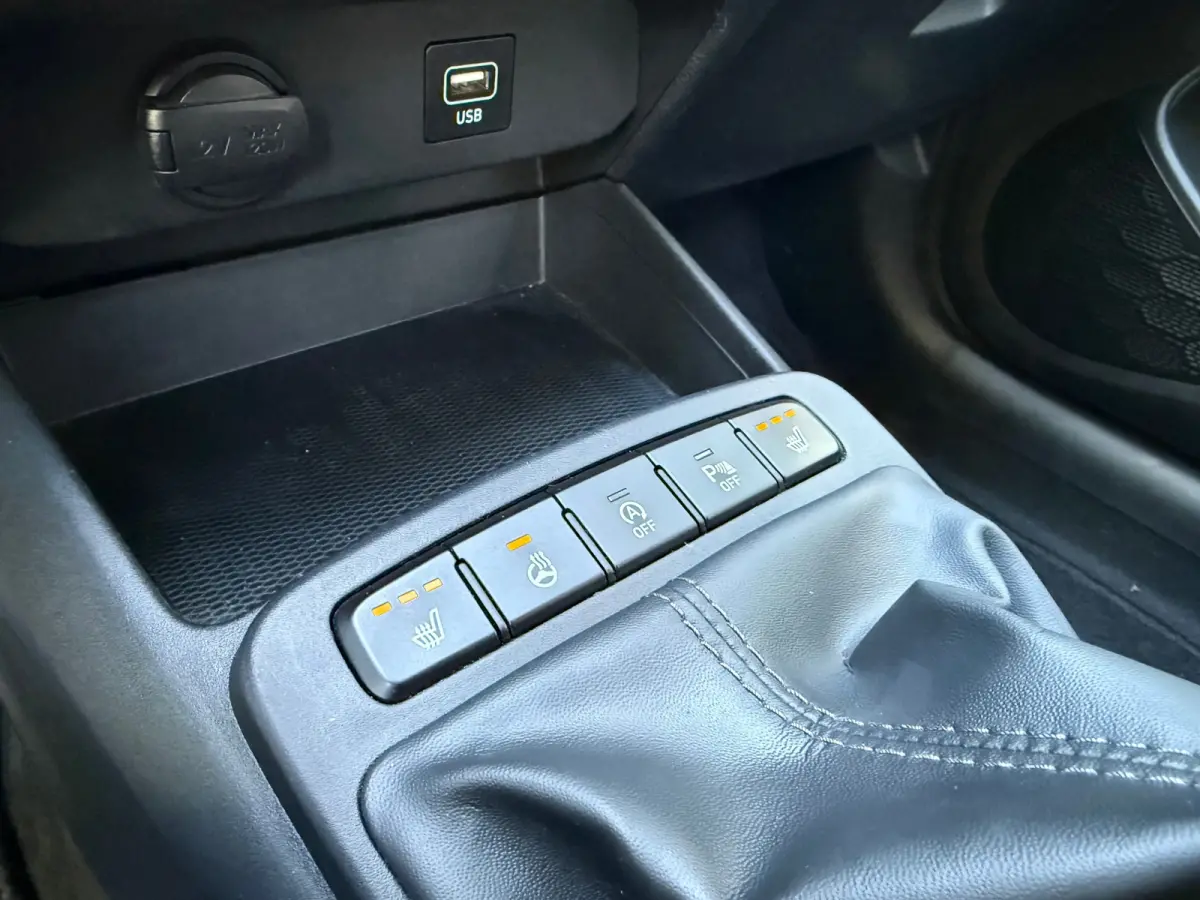 1.0 Comfort | Full Option | nieuw staat! | Camera | Apple Carplay | Cruise | Stoel en stuur verwarming |
