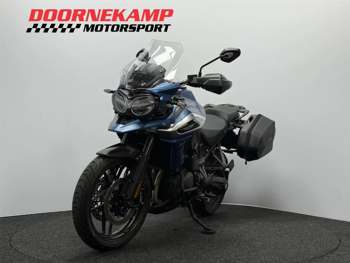 1200 XRX