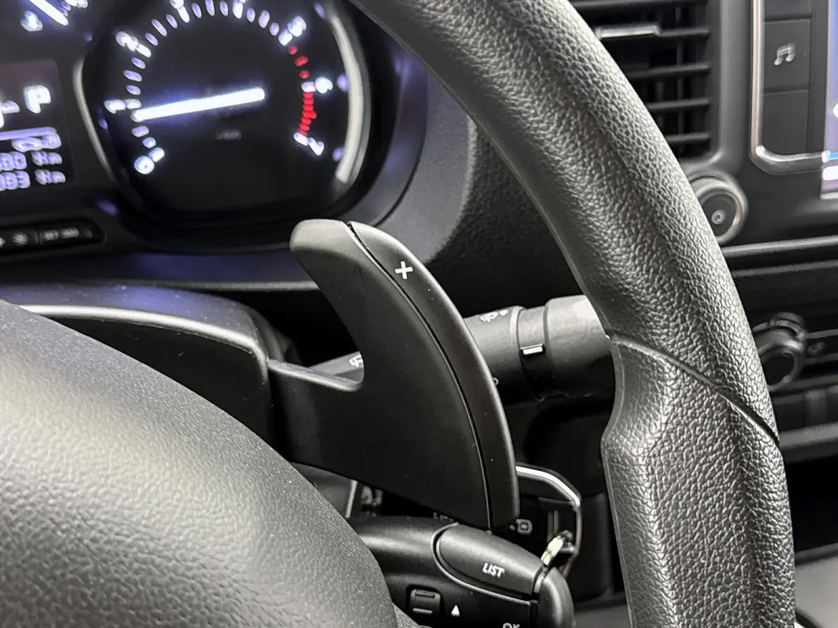 2.0 BlueHDI 145pk L2 Automaat Schuifdeur L+R Stoelverwaring Cruise control