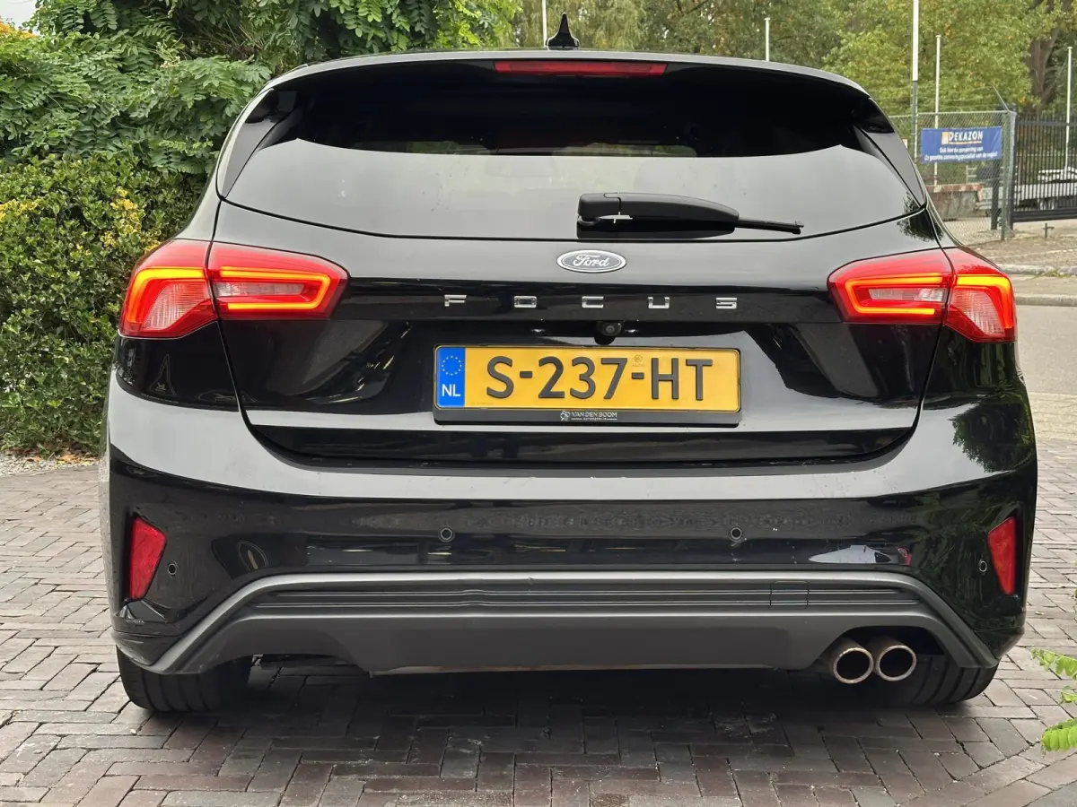 1.5 EcoBoost ST Line Business Pano Navi Automaat