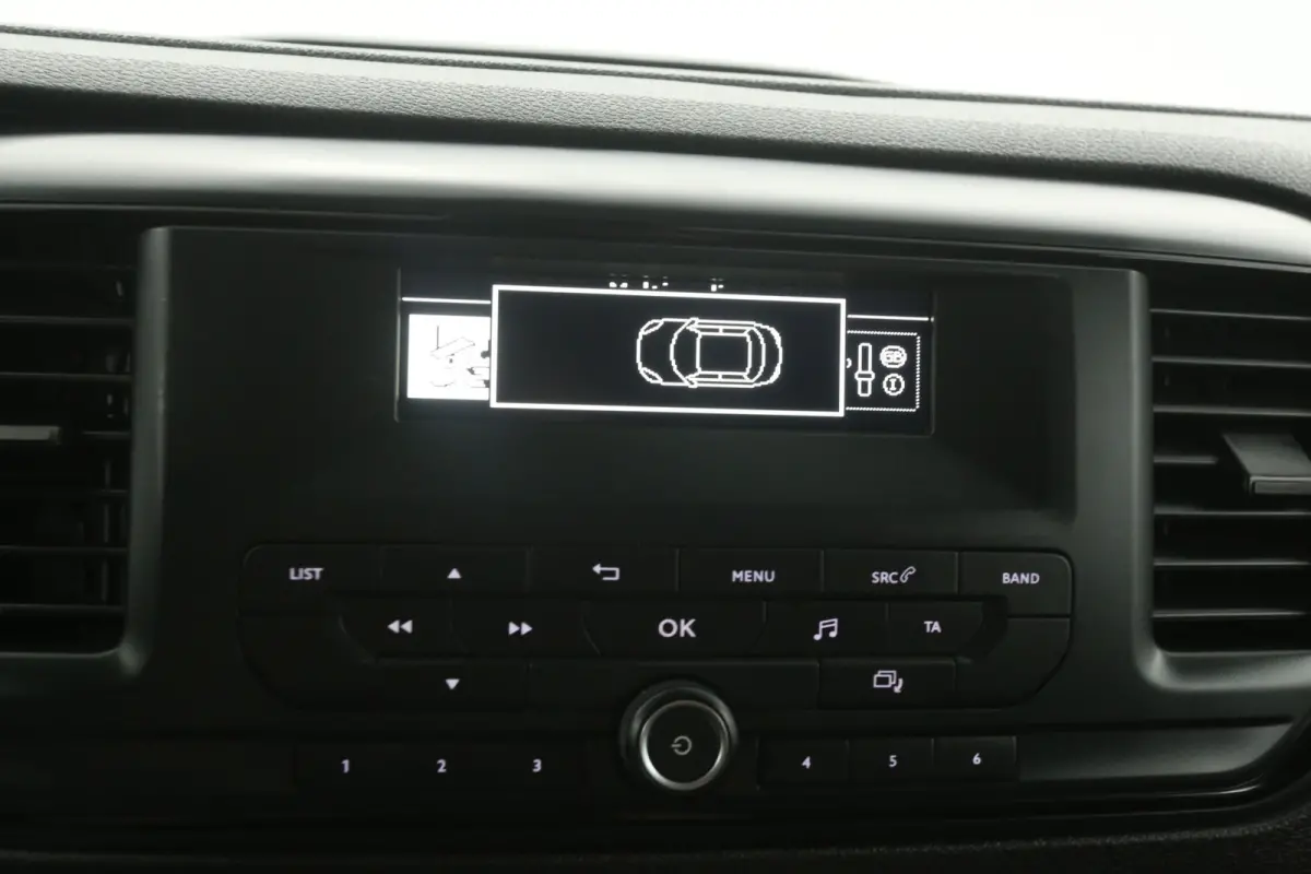 2.0 D-4D L3H1 | Airco | Cruise | 3 Zits | Parkeersens.