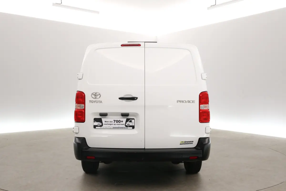 2.0 D-4D L3H1 | Airco | Cruise | 3 Zits | Parkeersens.