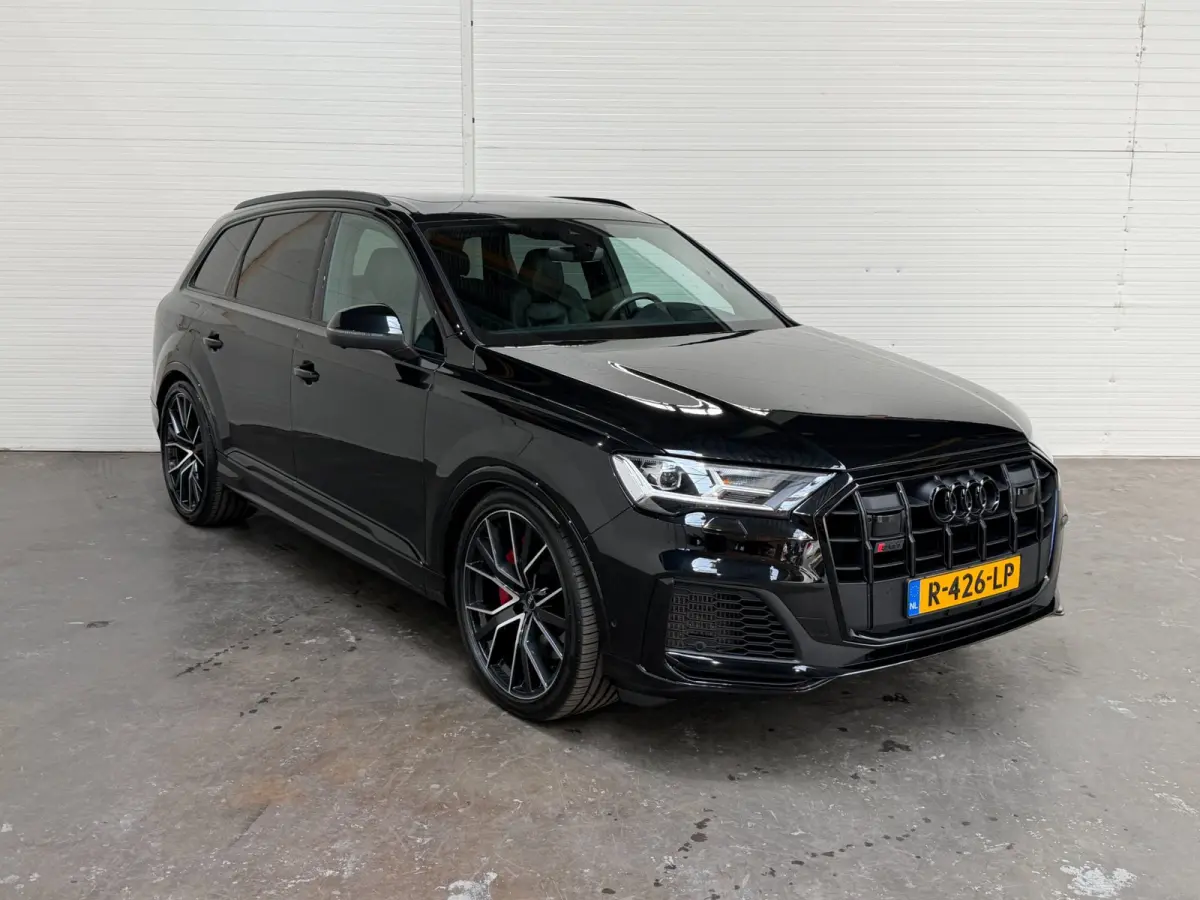 4.0 TFSI SQ7 quattro 7p soft close / HUD / Clima Stoelen / Pano / B&O