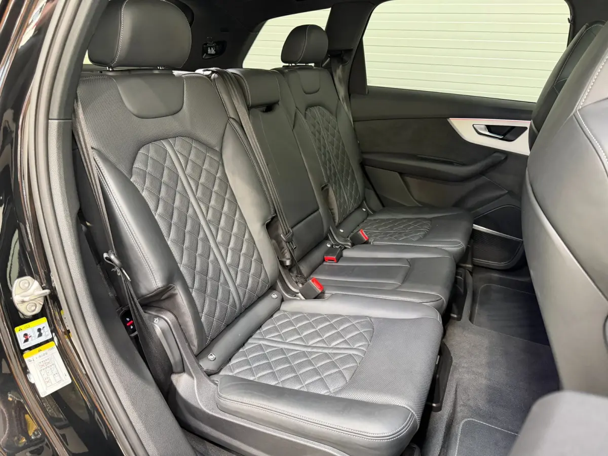 4.0 TFSI SQ7 quattro 7p soft close / HUD / Clima Stoelen / Pano / B&O