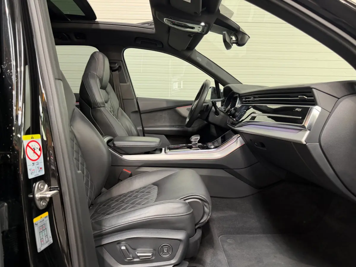 4.0 TFSI SQ7 quattro 7p soft close / HUD / Clima Stoelen / Pano / B&O