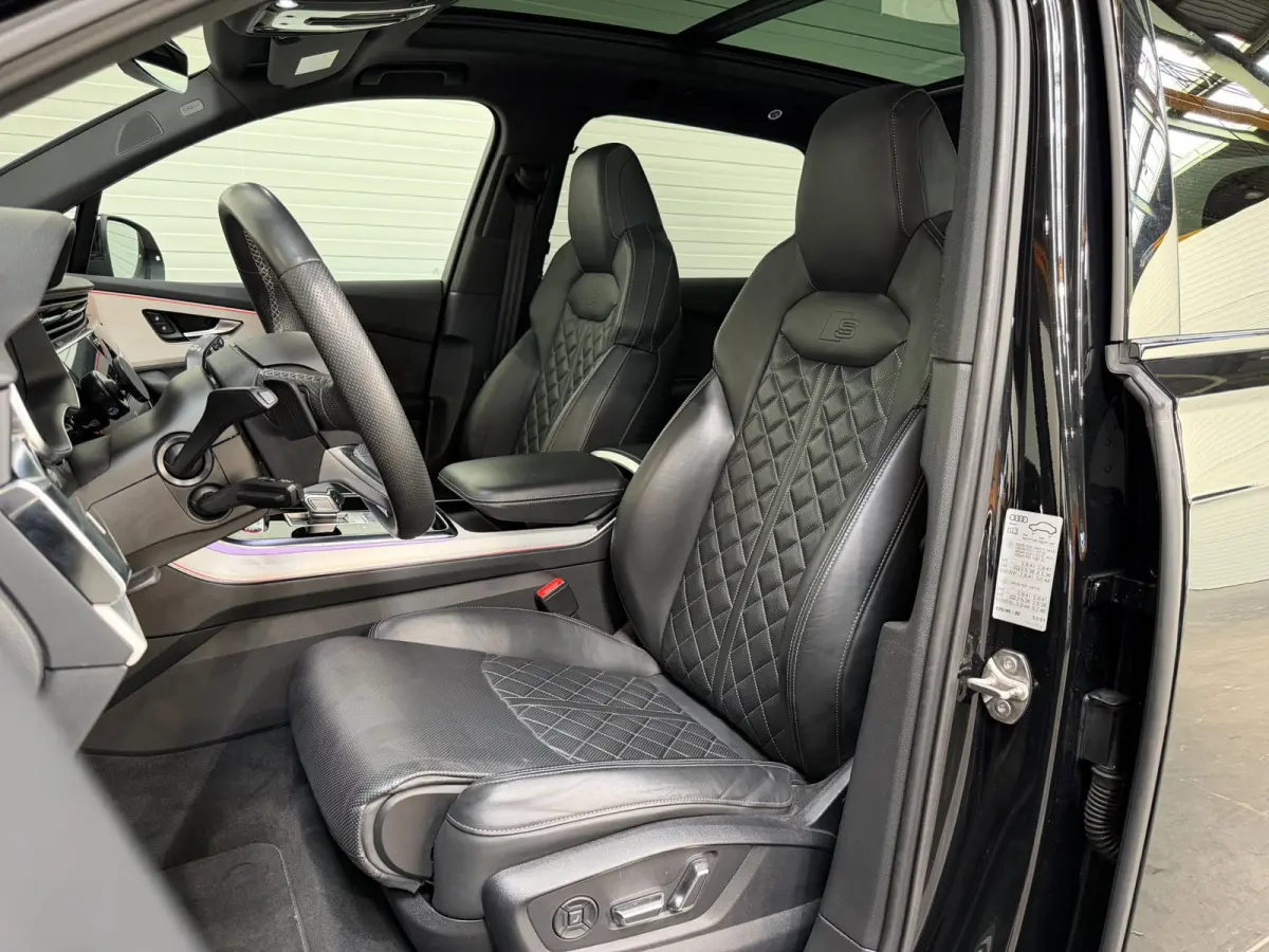 4.0 TFSI SQ7 quattro 7p soft close / HUD / Clima Stoelen / Pano / B&O