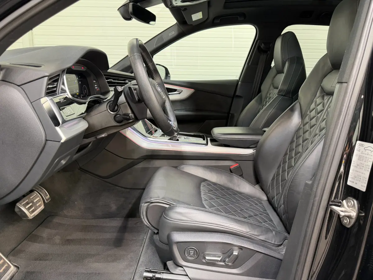 4.0 TFSI SQ7 quattro 7p soft close / HUD / Clima Stoelen / Pano / B&O