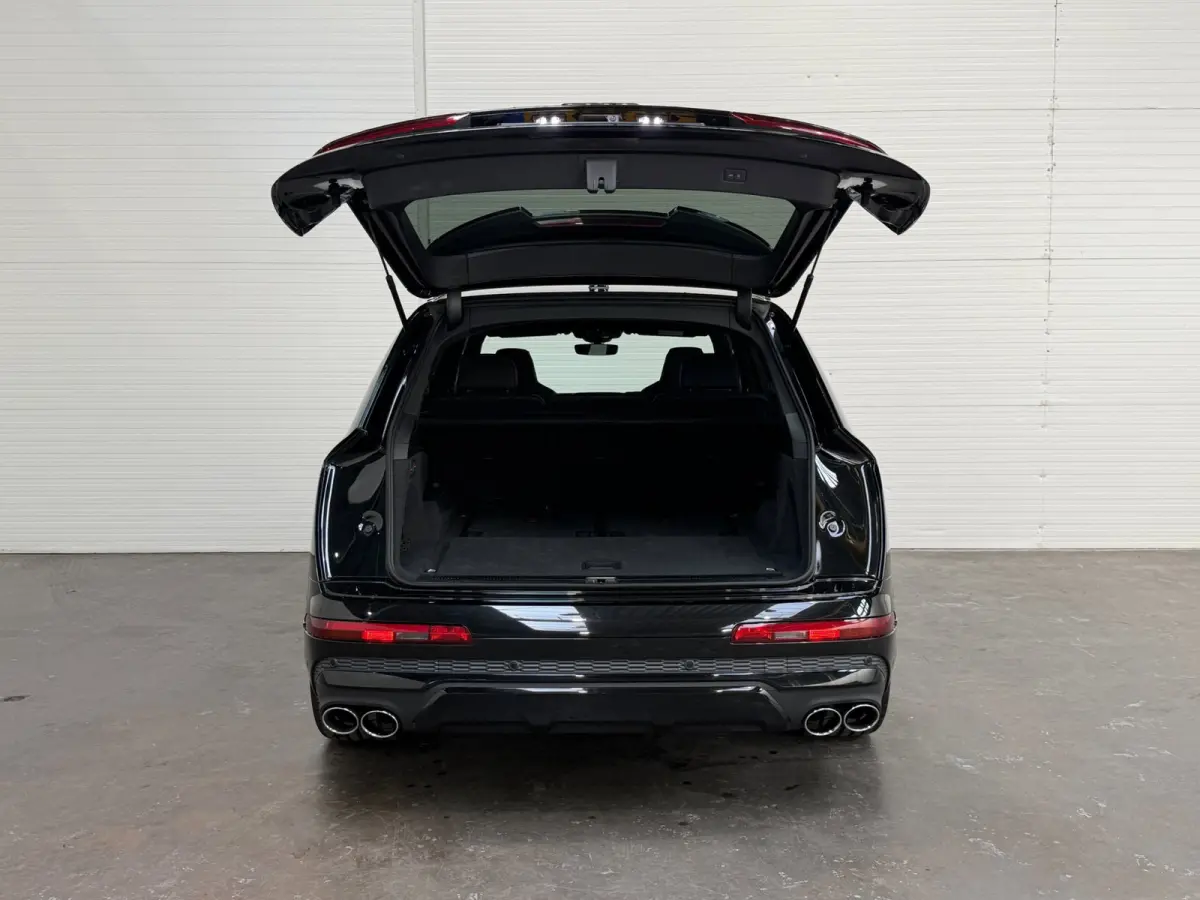 4.0 TFSI SQ7 quattro 7p soft close / HUD / Clima Stoelen / Pano / B&O