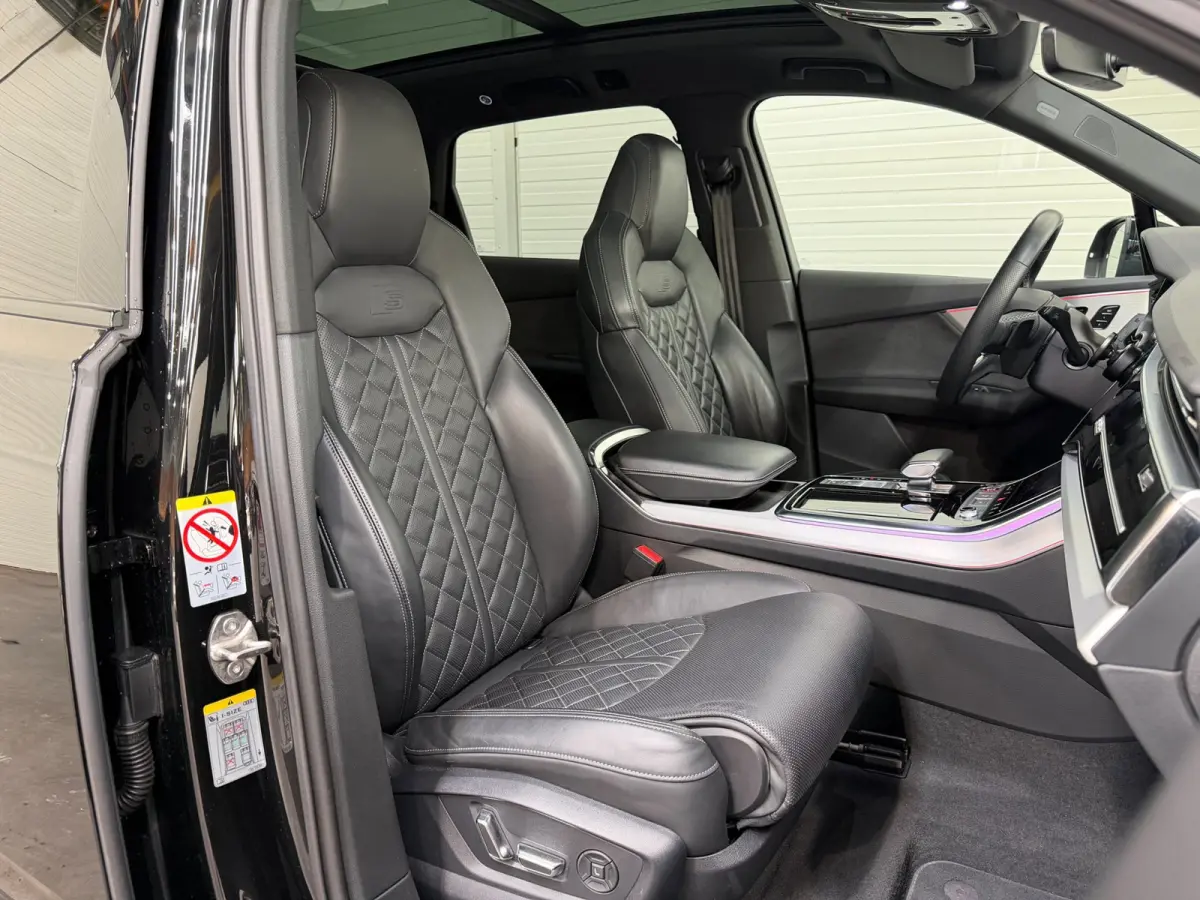 4.0 TFSI SQ7 quattro 7p soft close / HUD / Clima Stoelen / Pano / B&O