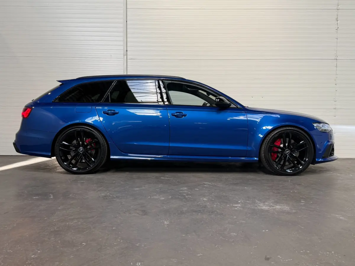 4.0 TFSI RS 6 quattro performance Pro Line Plus Origineel / Pano / B&O / Carbon