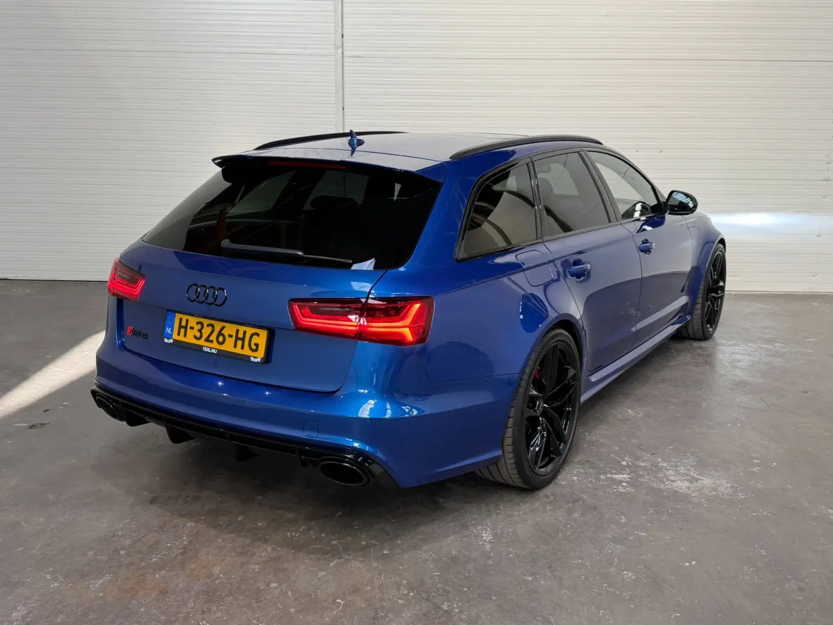 4.0 TFSI RS 6 quattro performance Pro Line Plus Origineel / Pano / B&O / Carbon
