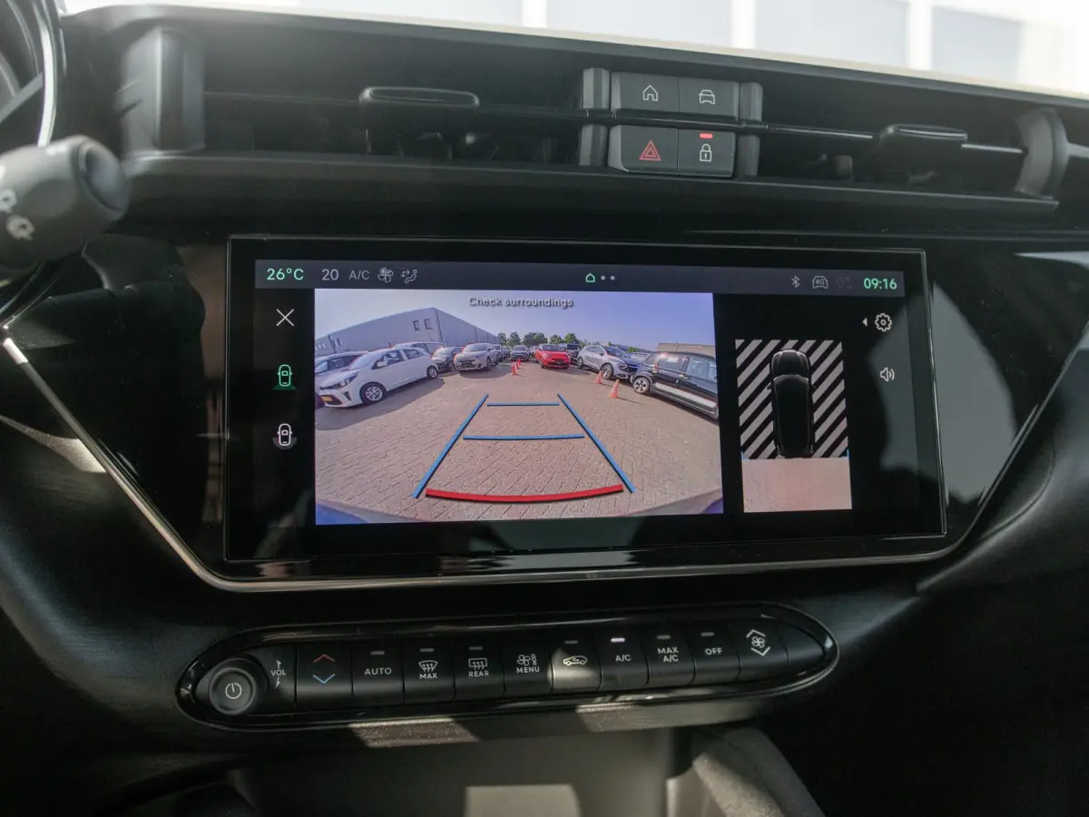 Elettrica Ti 54 kWh | Clima | Adapt. Cruise | Keyless | Handsfree A-Klep | PDC rondom | Pack Techno | Warmtepomp | Bicolore
