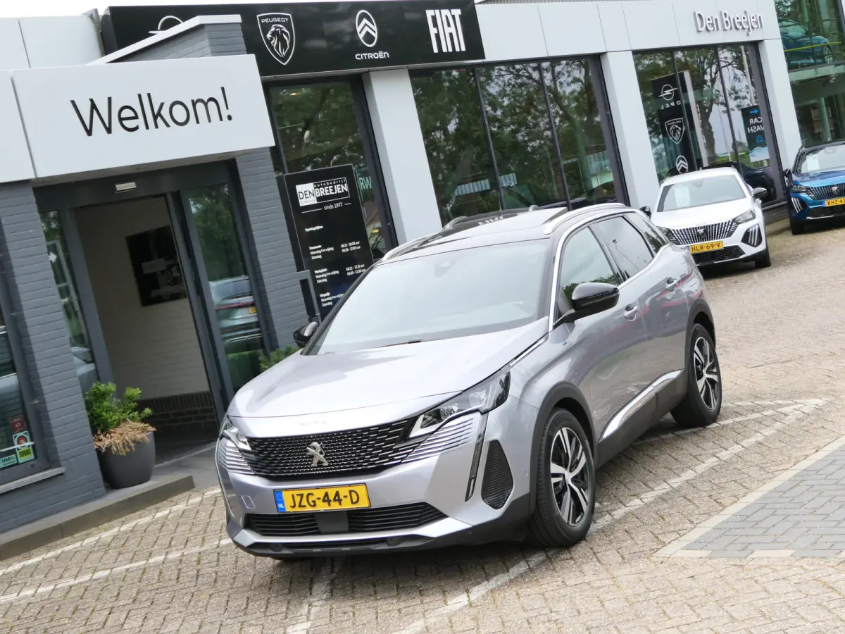 1.6 HYbrid 225 GT | Panoramadak | Navigatie | LMV 18''