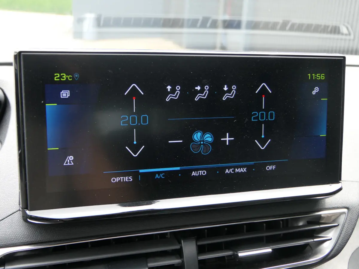 1.6 HYbrid 225 GT | Panoramadak | Navigatie | LMV 18''
