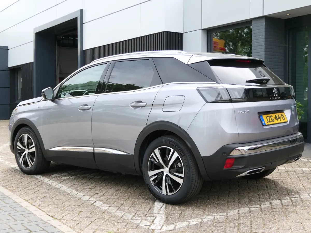 1.6 HYbrid 225 GT | Panoramadak | Navigatie | LMV 18''