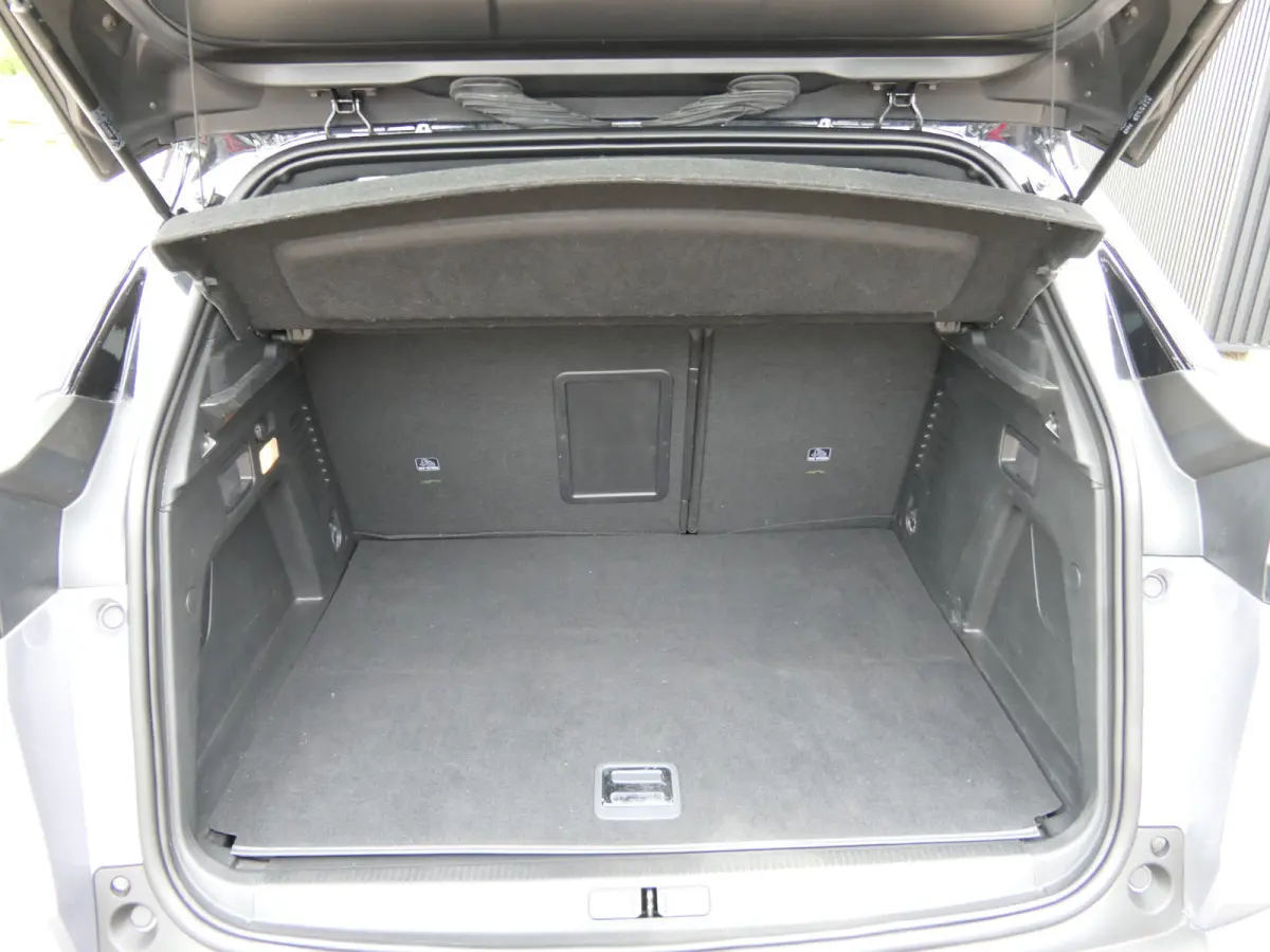 1.6 HYbrid 225 GT | Panoramadak | Navigatie | LMV 18''